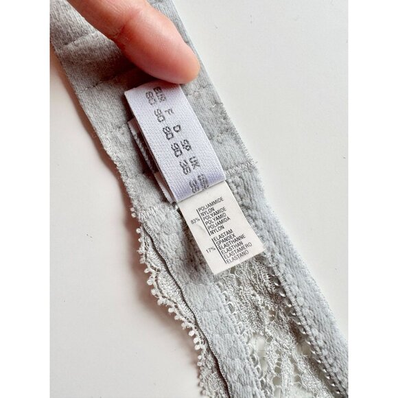 Vintage LA PERLA Silver Sage Green Stretch Lace Demi Balconette Bra, Size 3 - Picture 12 of 16